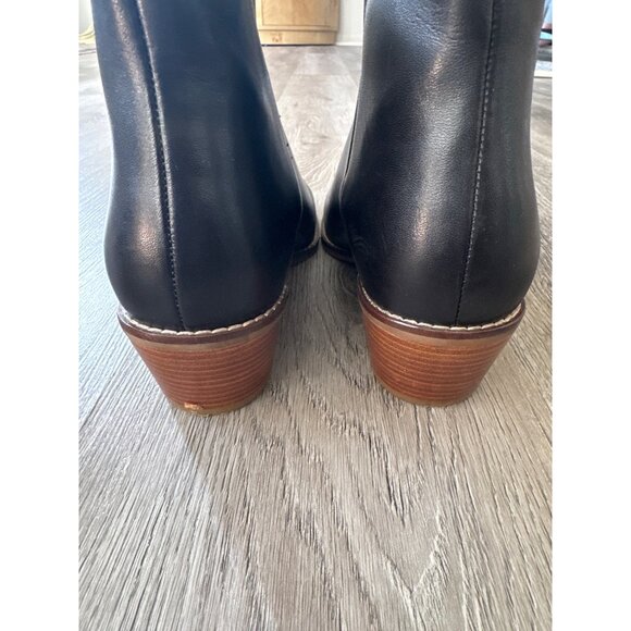 Cole Haan Black Leather Ankle Booties With Block Heel Size 7.5B Fall Fashion - Picture 3 of 9